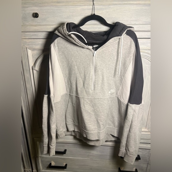 Men’s Nike NSW Grey Black & White Colorblock Half Zip Hooded Sweatshirt Athletic - Picture 4 of 11